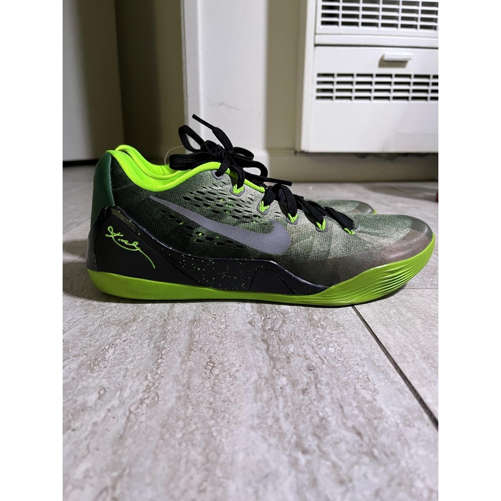Nike Kobe 9 EM Shoes Mens Size 9.5 Green Volt Basketball Sneakers 652908-303